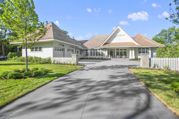 Tar And Chip Service in Crestview